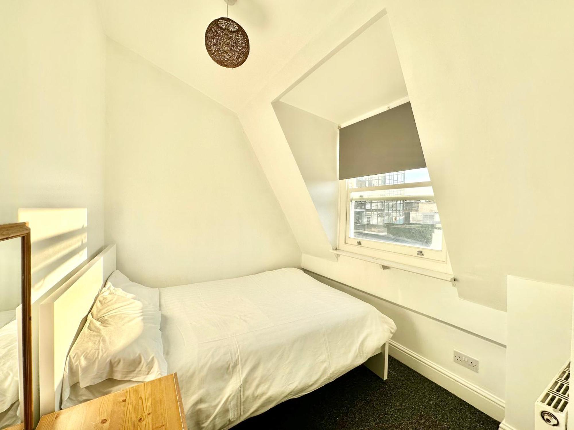 139 Guest House Camden Town London Eksteriør billede